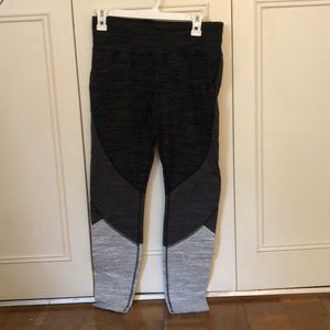 Color block leggings
